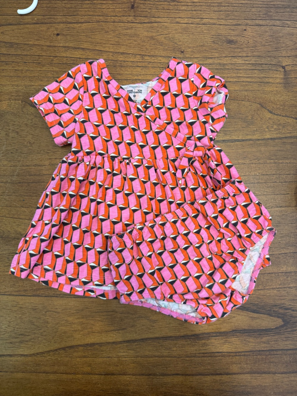 Diane Von Furstenberg for Target Pink, Orange & Black Geometric Set